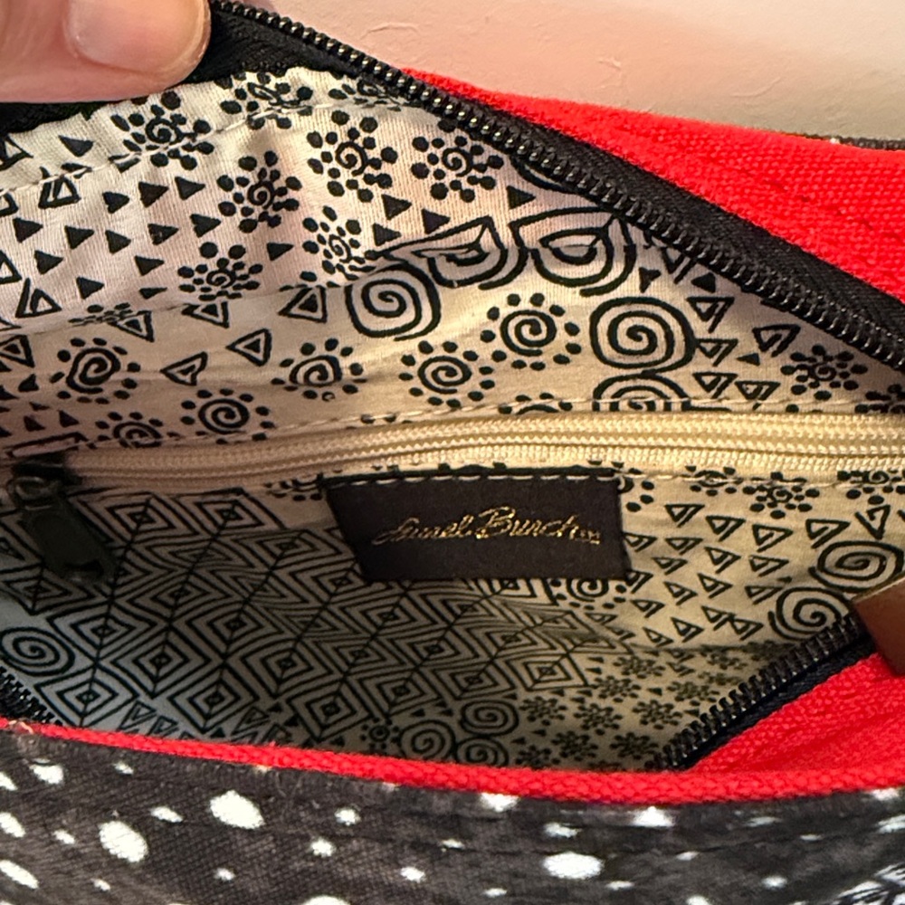 Laurel Burch Black and White Dog Dots Crossbody Tote NWT - Picture 8 of 8